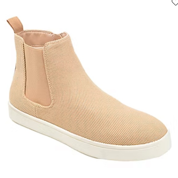 Journey Collection Kolbee Sneakers NIB - Picture 1 of 11
